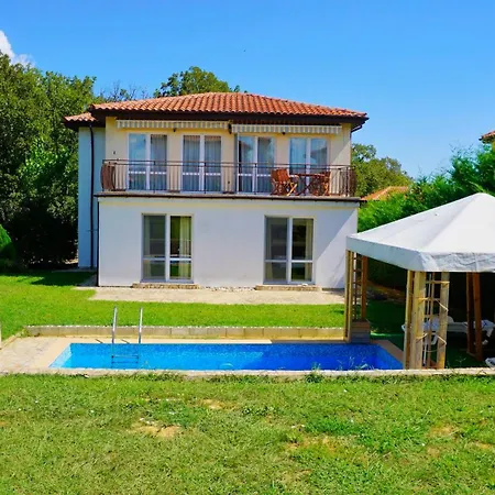 빌라 мариела - Mariela