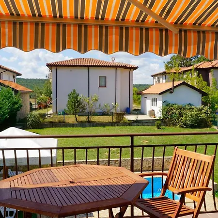 빌라 мариела - Mariela