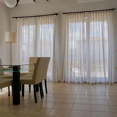 мариела - Mariela Βίλα