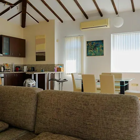 빌라 мариела - Mariela